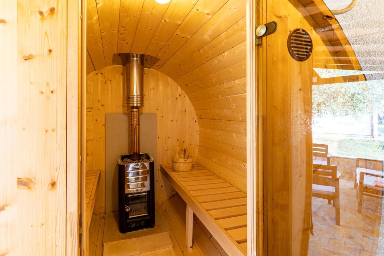 Holiday Home Kerniat Пула Екстериор снимка