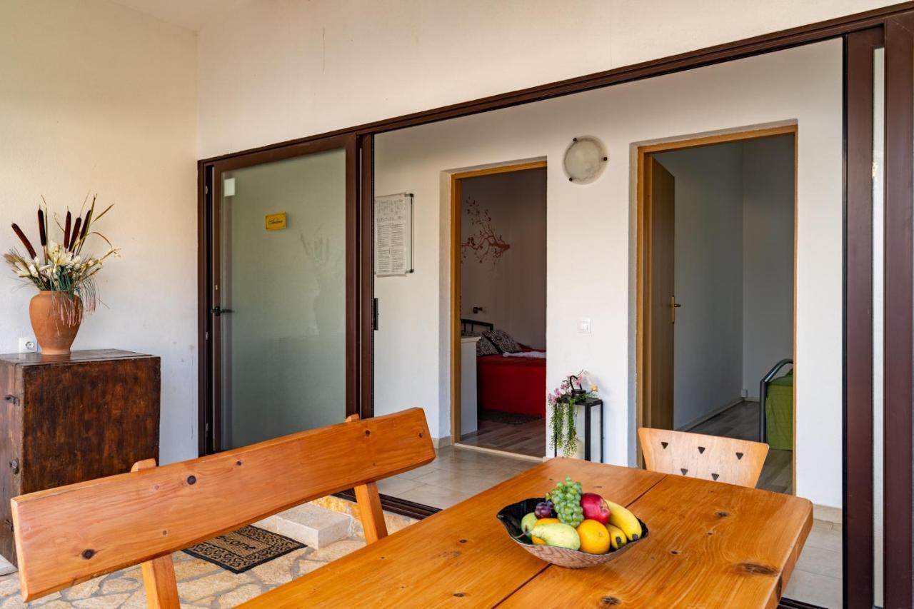 Holiday Home Kerniat Пула Екстериор снимка