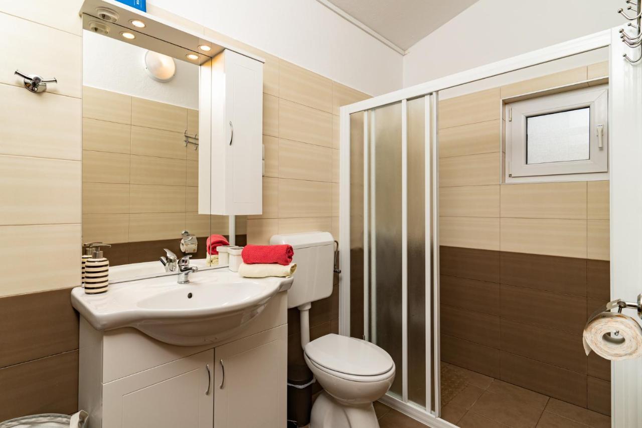 Holiday Home Kerniat Пула Екстериор снимка