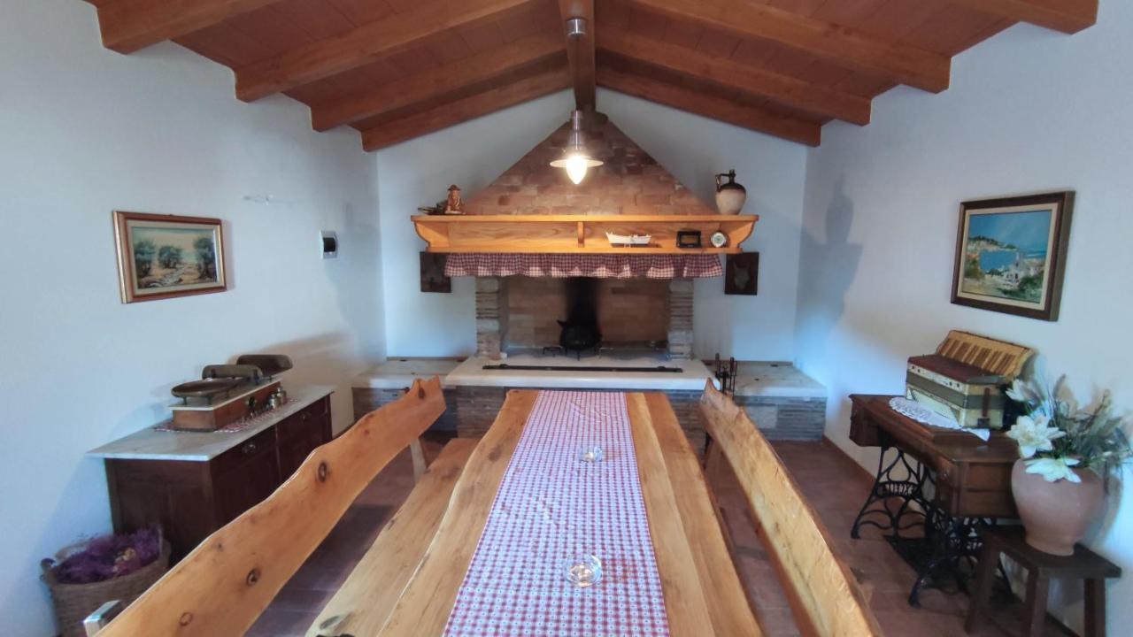 Holiday Home Kerniat Пула Екстериор снимка