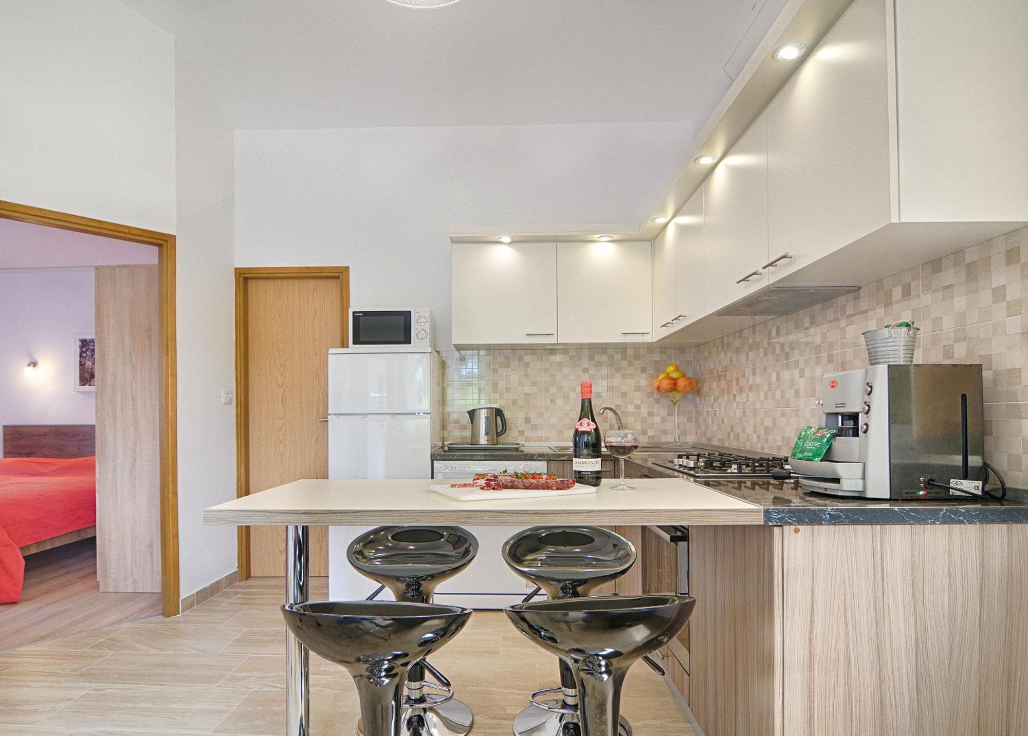 Holiday Home Kerniat Пула Екстериор снимка