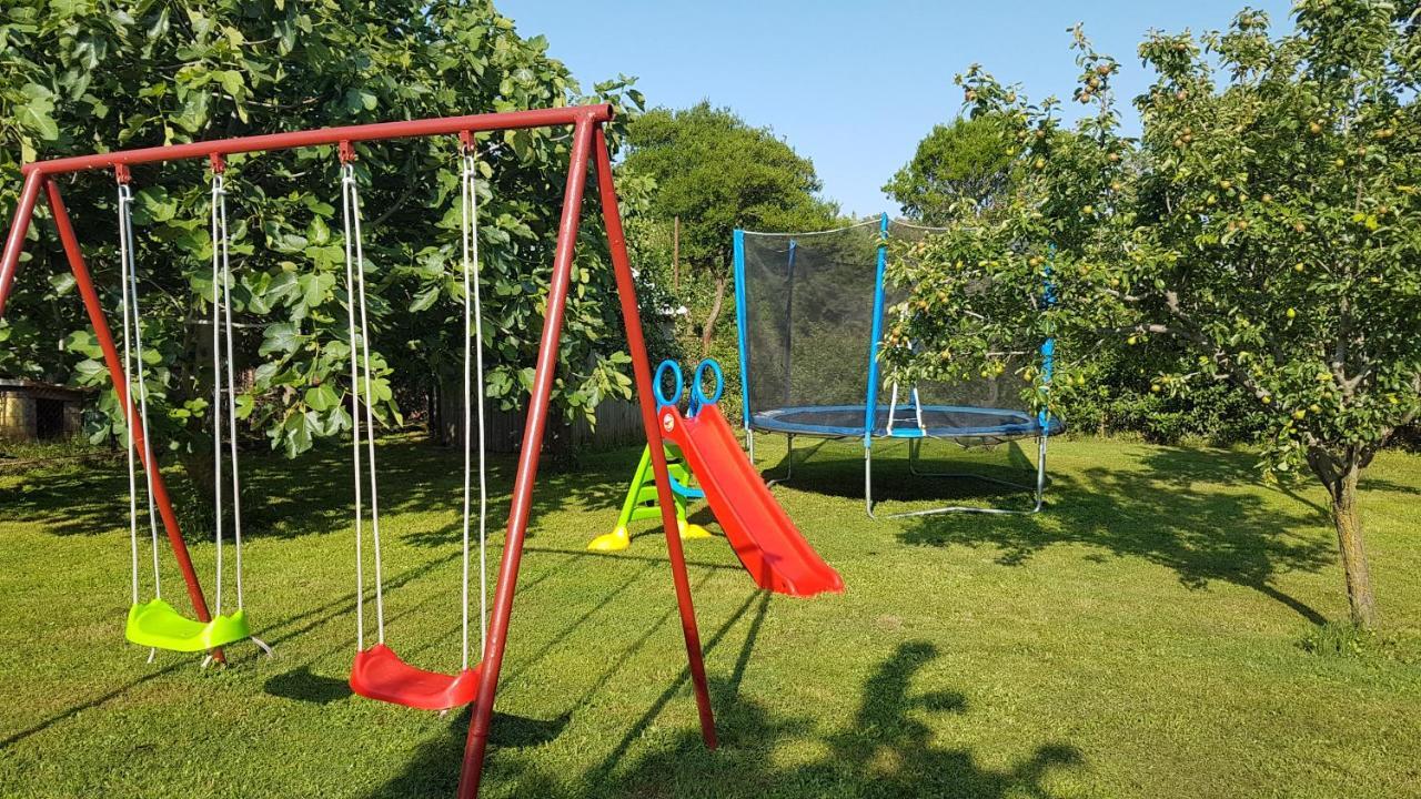 Holiday Home Kerniat Пула Екстериор снимка